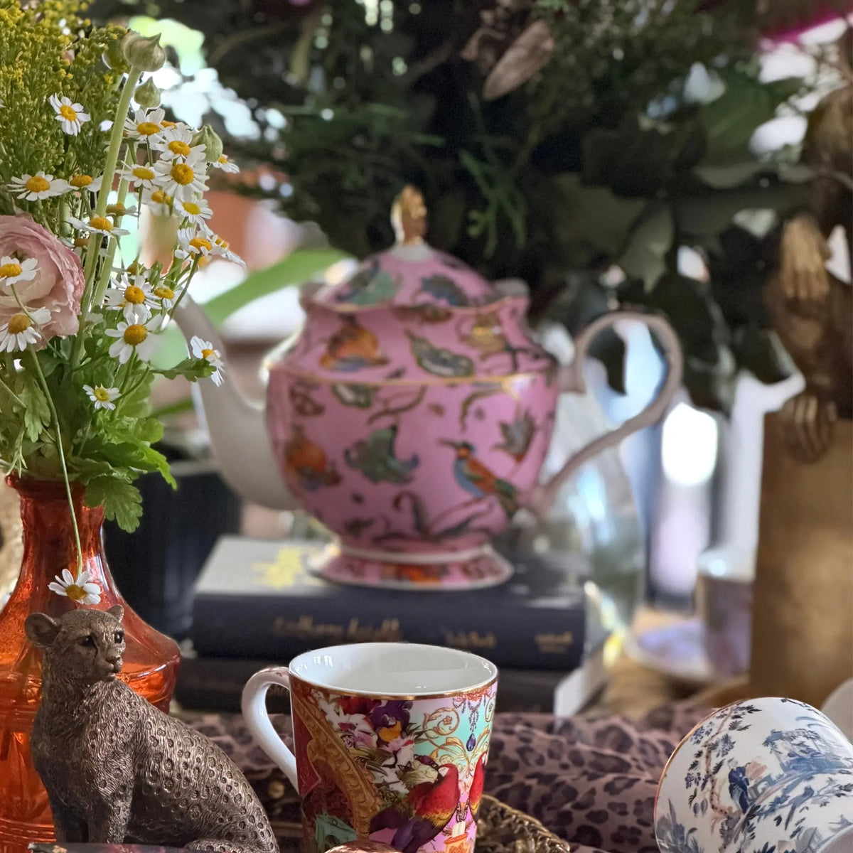 Aveline Pink Bird Teapot Swing Gifts