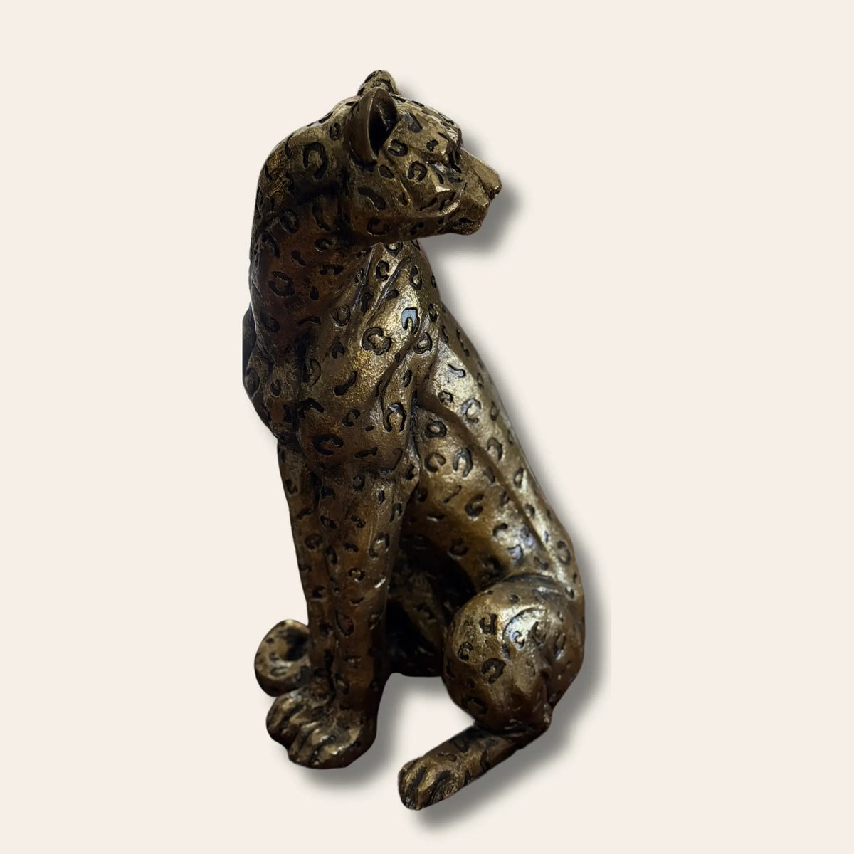 Delphine Sitting Cheetah Sculpture Swing Gifts