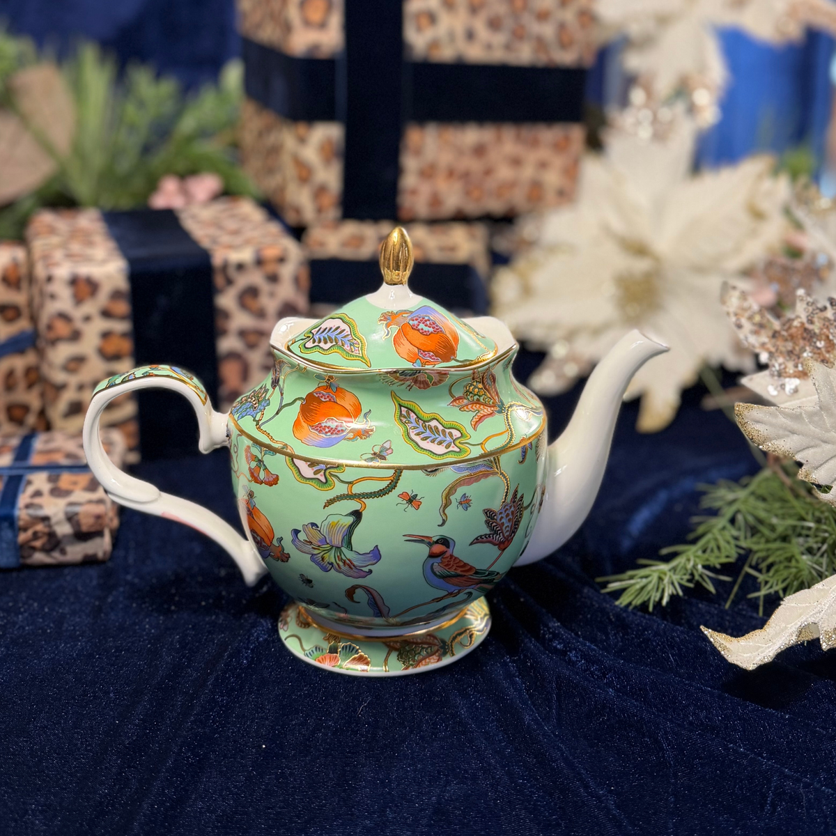 Aveline Mint Bird Teapot